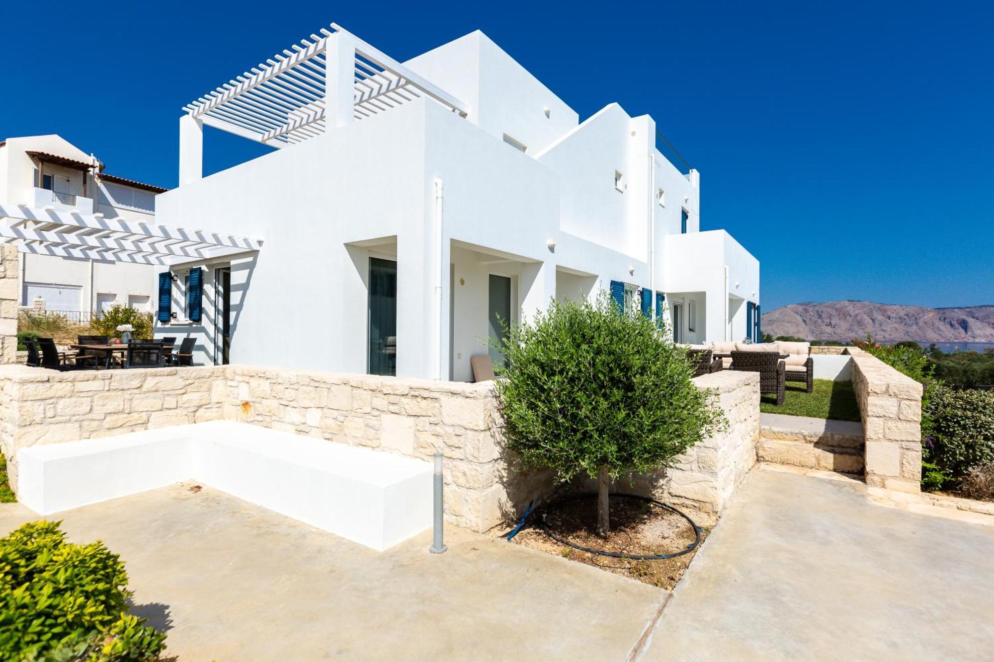 Triton Sea View Villa เยโอริยิอูโปลิส ห้อง รูปภาพ